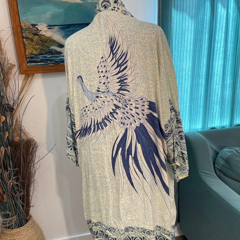 Arula Size B Light Blue and Cream Cheetah Print Peacock Kimono Robe Cardigan